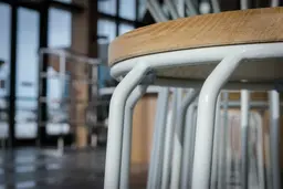 Litchi bar stool - White & lLight wood used in the inspiration Pub Tabouret Litchi Blanc 2
