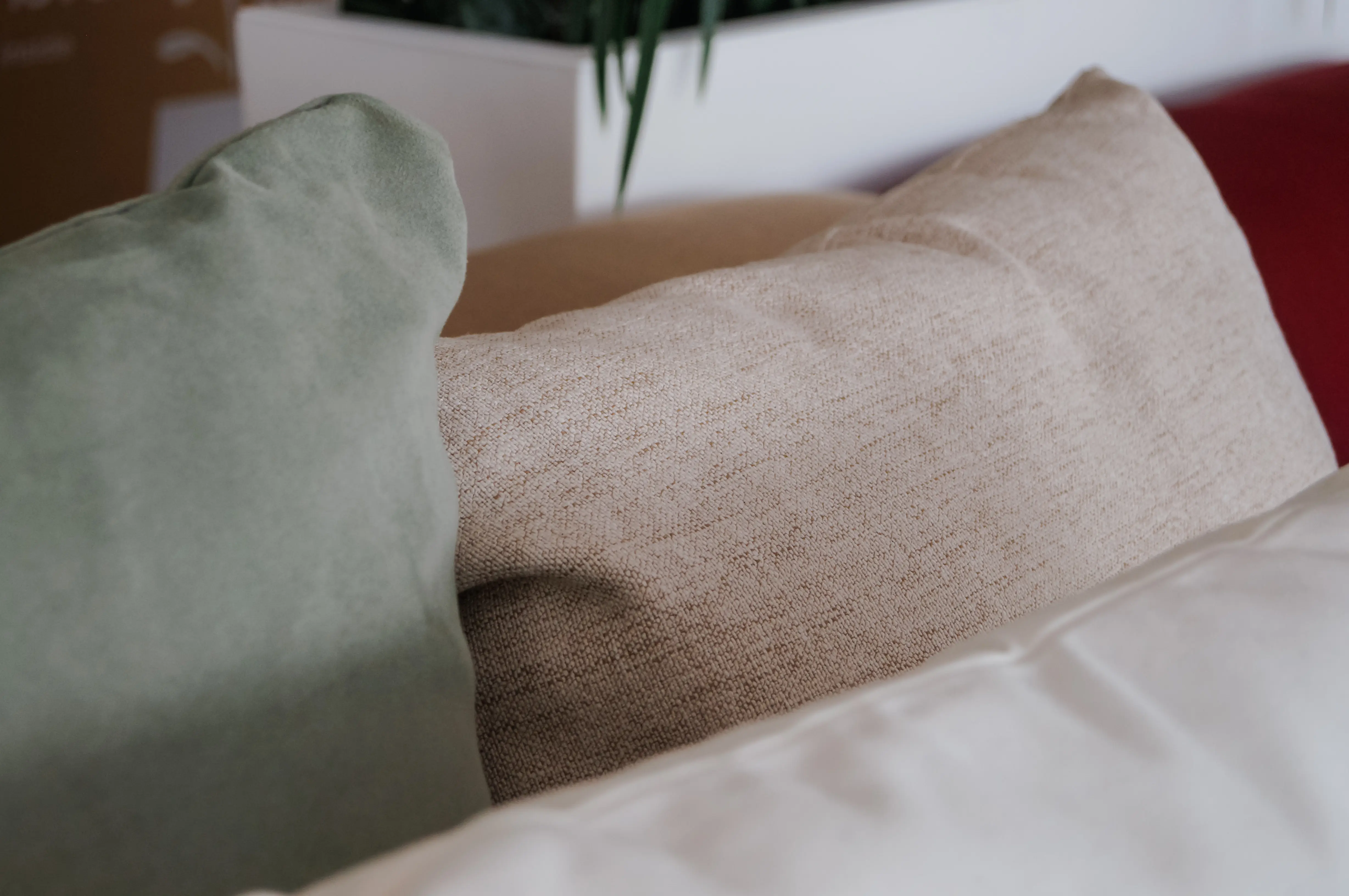 Alexandria cushion - medium - Linen used in the inspiration Coussin Alexandria Beige EN