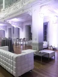 Broadway stool - White used in the inspiration Lounge Madmen Blanc14