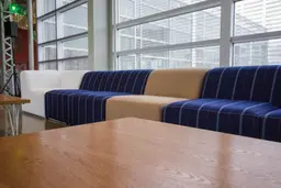 Fidji - Center - Sand used in the inspiration Lounge Fidji James Bleu Sable Table Oslo 2