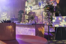 Seattle bar back - White used in the inspiration Bar Ibiza Seattle Votive