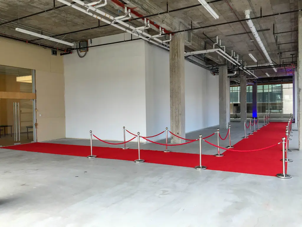 Red Carpet Stanchions Velvet Rope