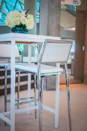 Broadway stool - White used in the inspiration Pub Tabouret Broadway Tonic Blanc