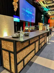 Noreply bar / Service counter 6' - Matte blak top - Assembly Brown used in the inspiration Ccq No Reply Bar EN