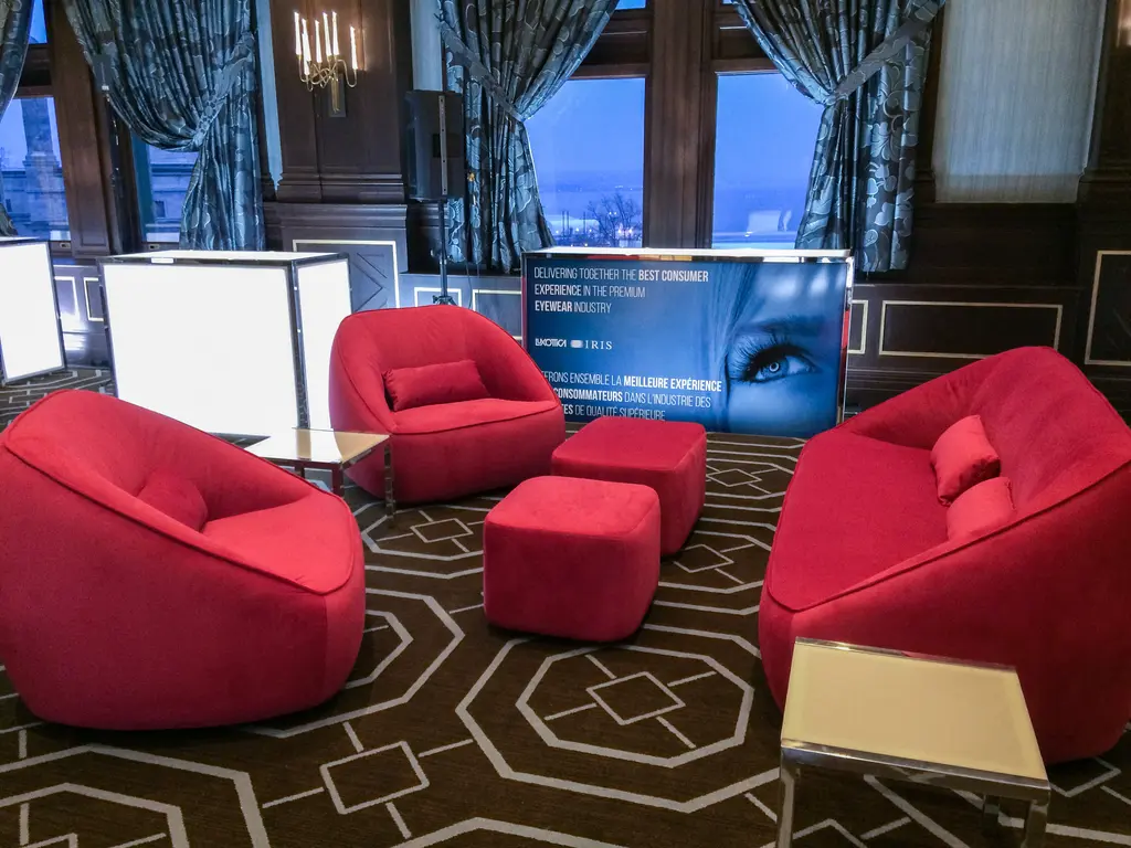 Impression Bar Manhattan Sofa Malibu 2