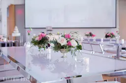 Florence table dîner - 8' L x 42'' l x 40'' H - Blanc utilisé dans le cadre de la réalisation Table Milan Cocktail 3
