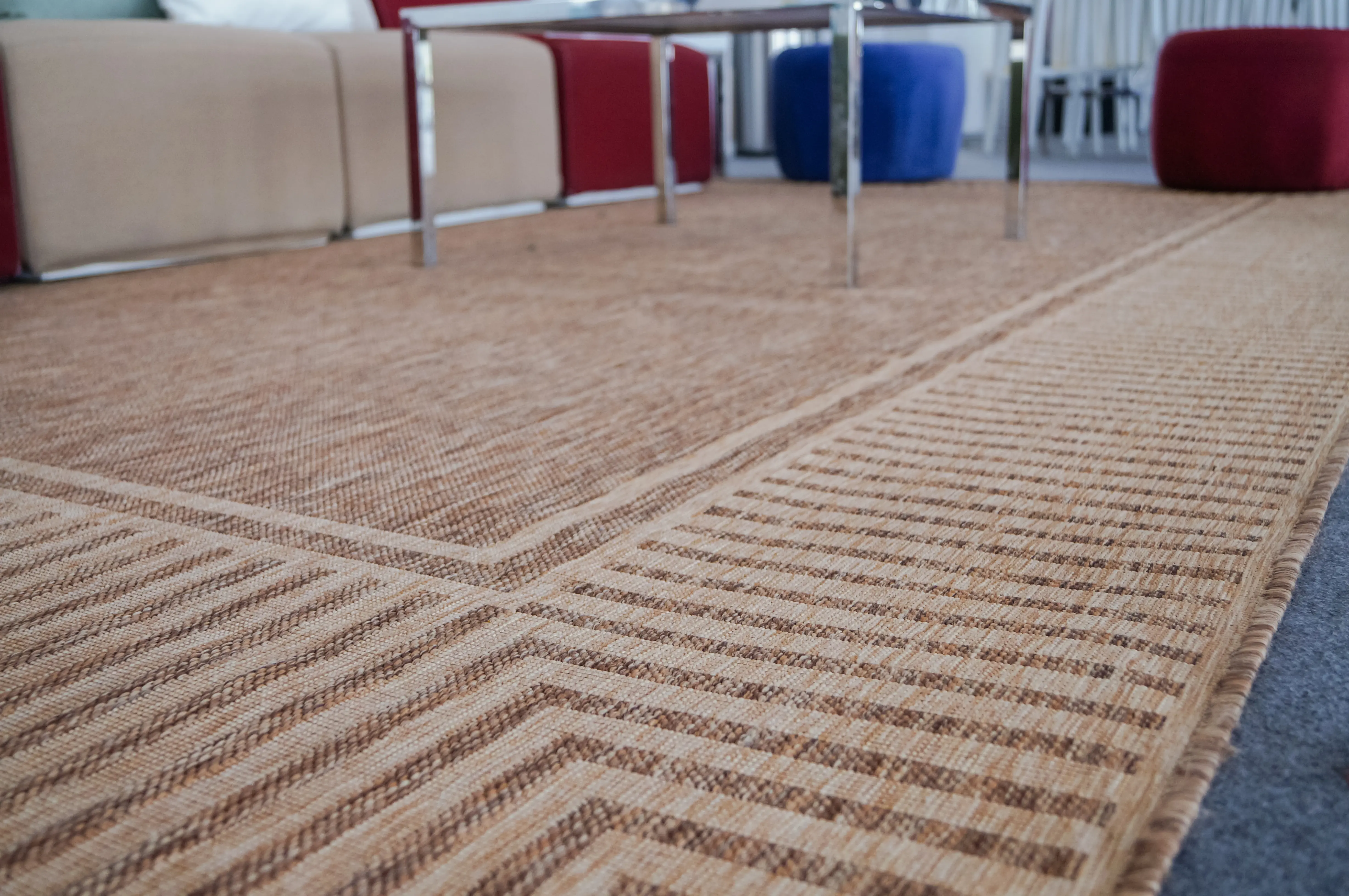 Nantucket tapis - 12' L x 9'6" l - Brun clair utilisé dans le cadre de la réalisation Tapis Nantucket FR