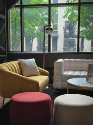 Adaline - Sofa - Antique yellow used in the inspiration Cirque Eloize Img 1985 EN