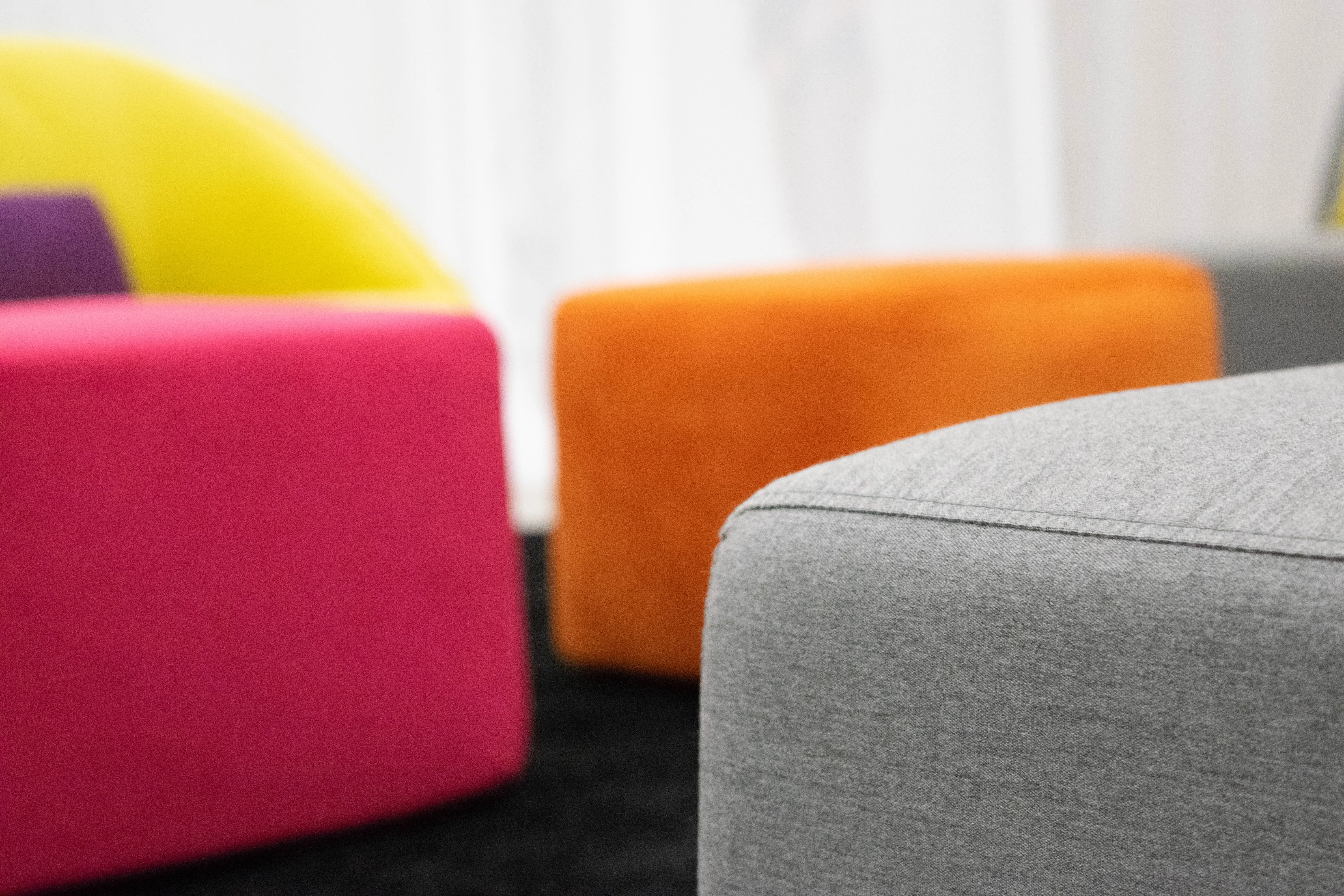 Malibu - Square pouf - Grey used in the inspiration Malibu Trio Jaune Pouf Rose Orange Dng 2