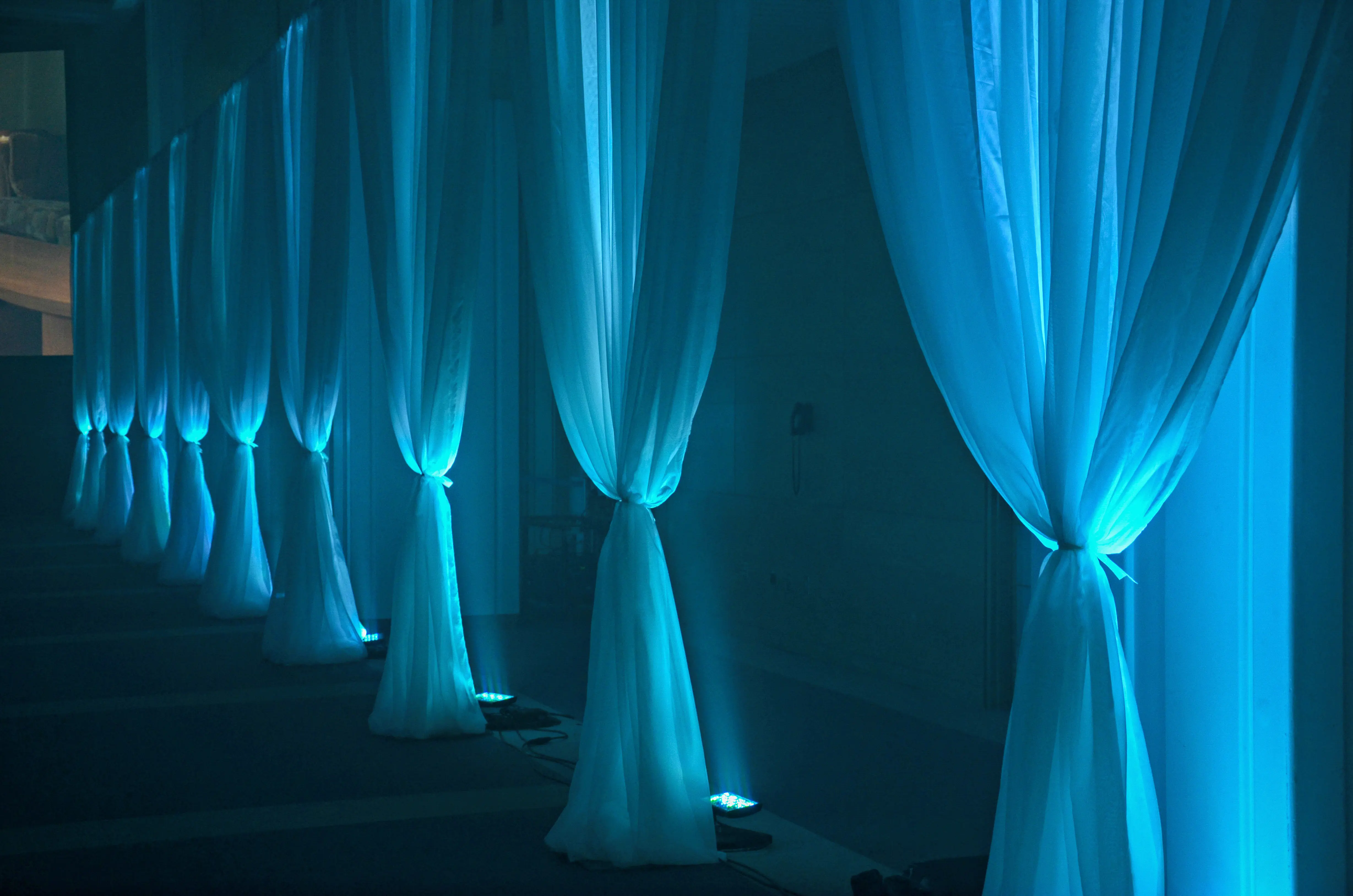 Voile curtain (WITH STRUCTURES) - 8-12' L x 8-14' H - IFR - White used in the inspiration Rideau Voile Blanc 2