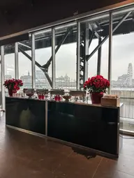 Manhattan bar - 6' - Black used in the inspiration Cs Belvédère Bar Noir EN