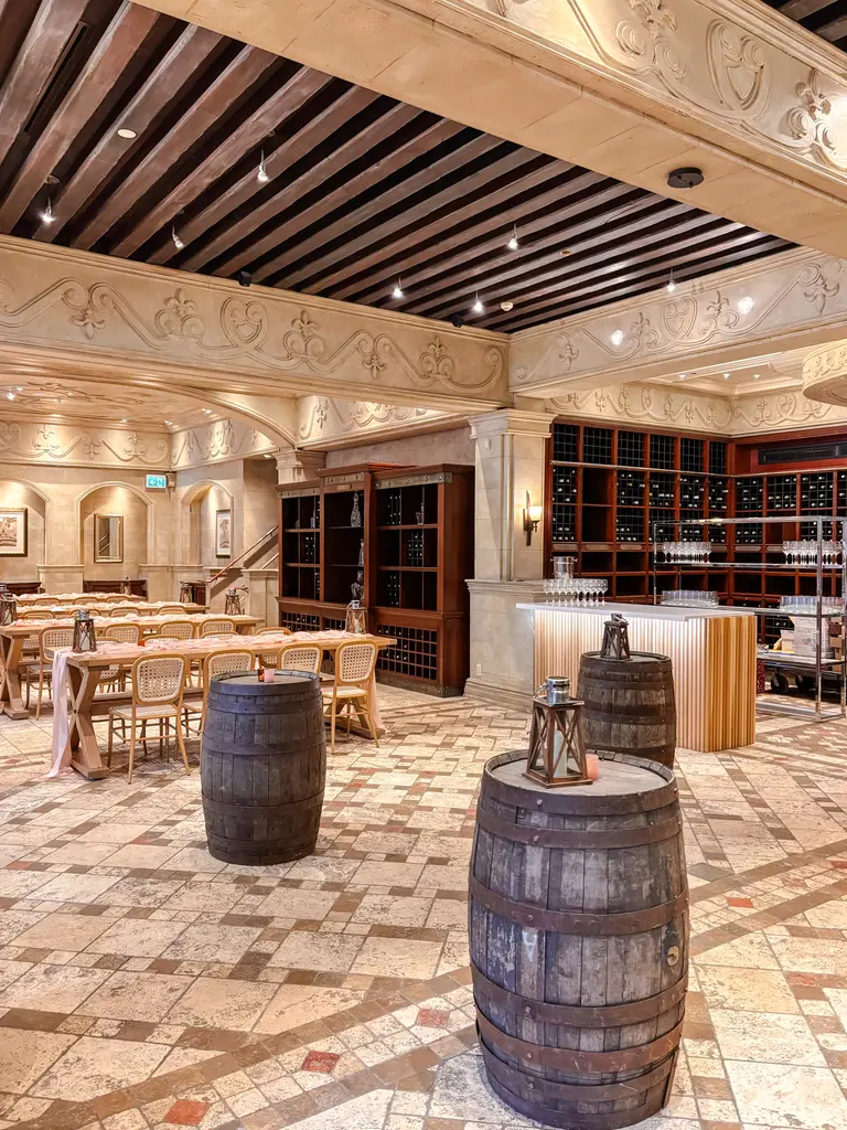 Chateau Frontenac Tonneau EN