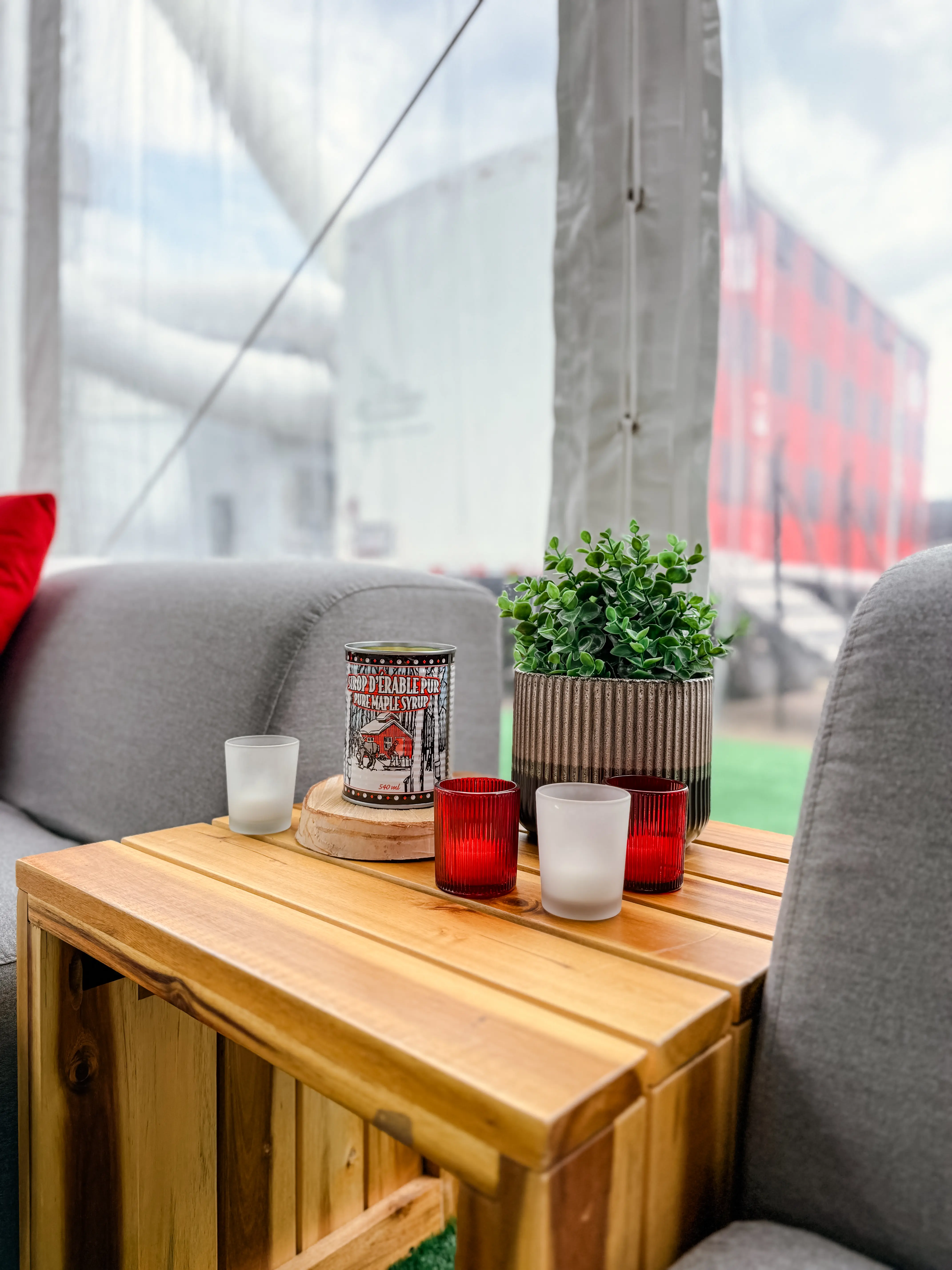 Plante Origan artificielle - 8.75" H - Vert utilisé dans le cadre de la réalisation Parc Jean Drapeau   Circuit Gilles Villeneuve   Gp 2025 Sirop FR