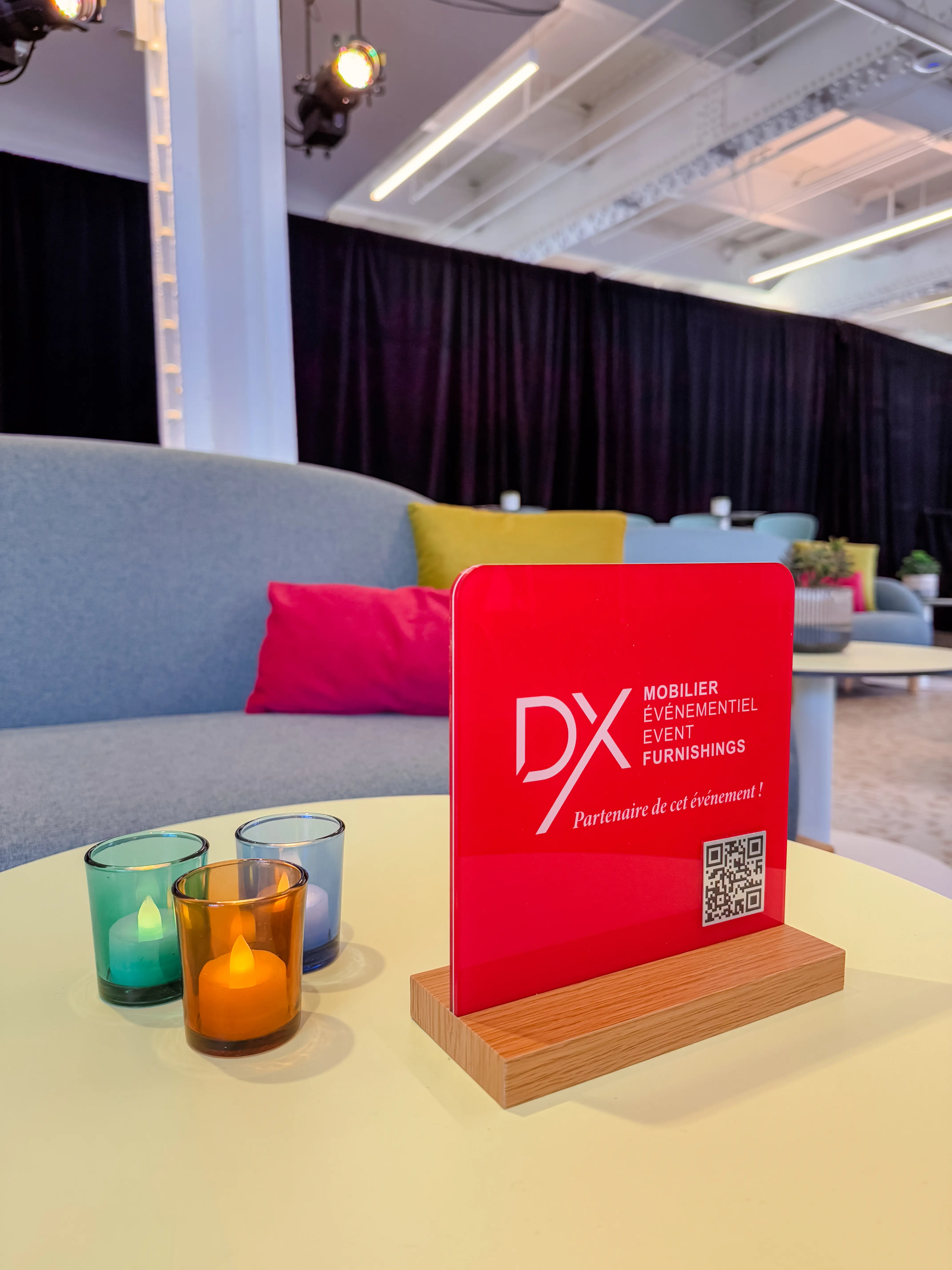 Moody - Votive - 1.75" Dia x 2.5" H - Green used in the inspiration Grand Quai   Expérience 2025 Partenaire New EN