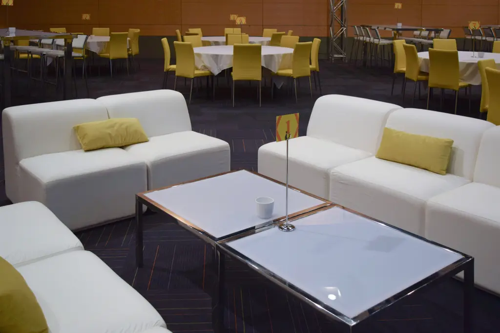 Table Cafe Mezzo Sofa Fidji 3
