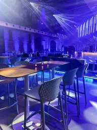 Bowie stool - Ash blue used in the inspiration Mmvq   Ig Welath   Jpdl Sydney Commune Bowie EN