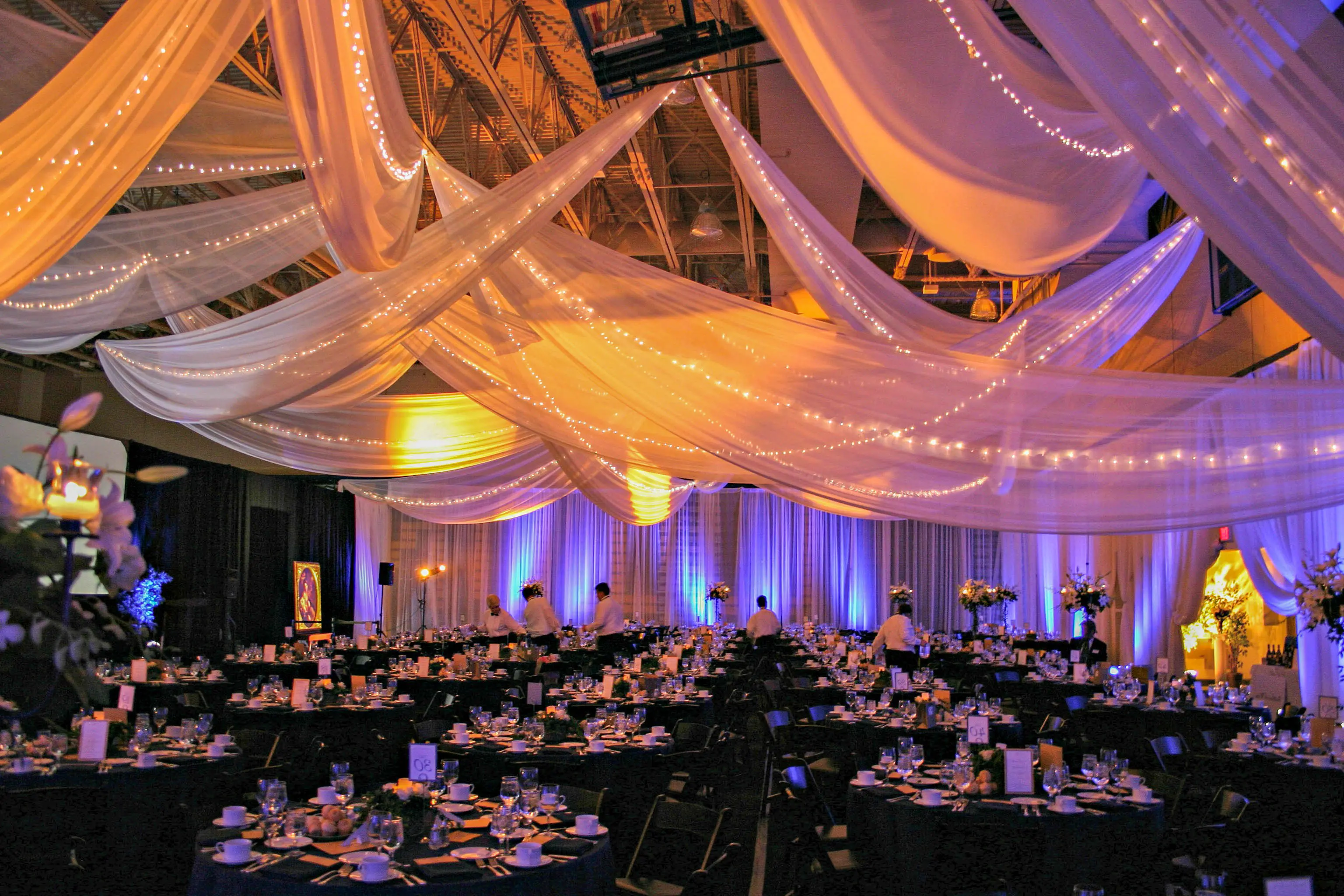 Voile drape 50' L - White (A-B) used in the inspiration Drape Voile Led Xmas