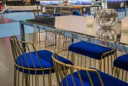 Alexandria stool - Ultramarine blue used in the inspiration Pub Tabouret Alexandria Table Tonic