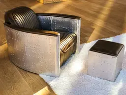 Cohiba - Pouf - Aluminium & Cuir brun utilisé dans le cadre de la réalisation Fauteuil Pouf Cohiba Tapis Shag 2
