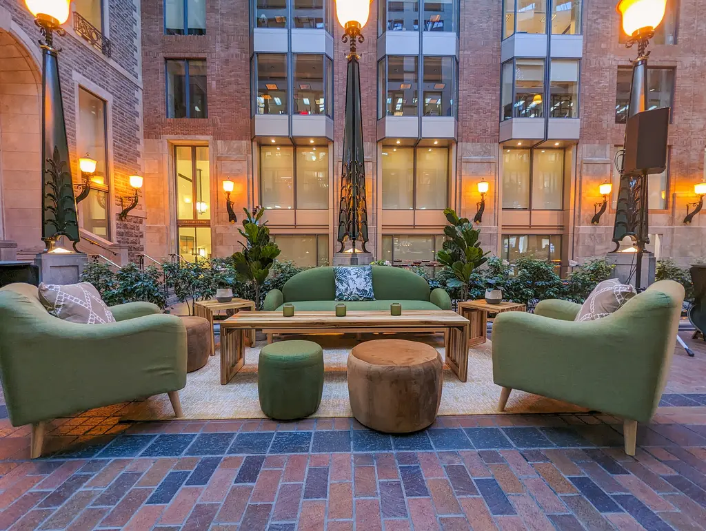 Intercontinental Charlotte Betty Vert Nahla Paloma Miel Tapis EN