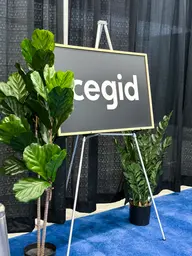 Artificial Fiddle Leaf Fig plant - 58" H - Green used in the inspiration Palais Congès Chevalet Ardoise Plante EN