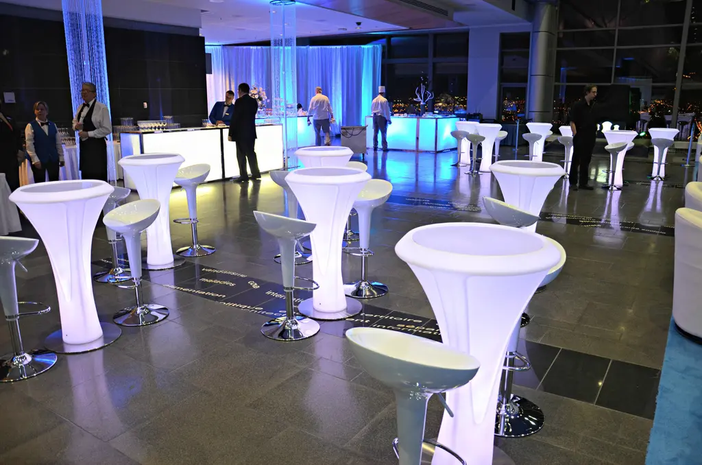 Table Cocktail Lumina Tabouret Cosmic 4