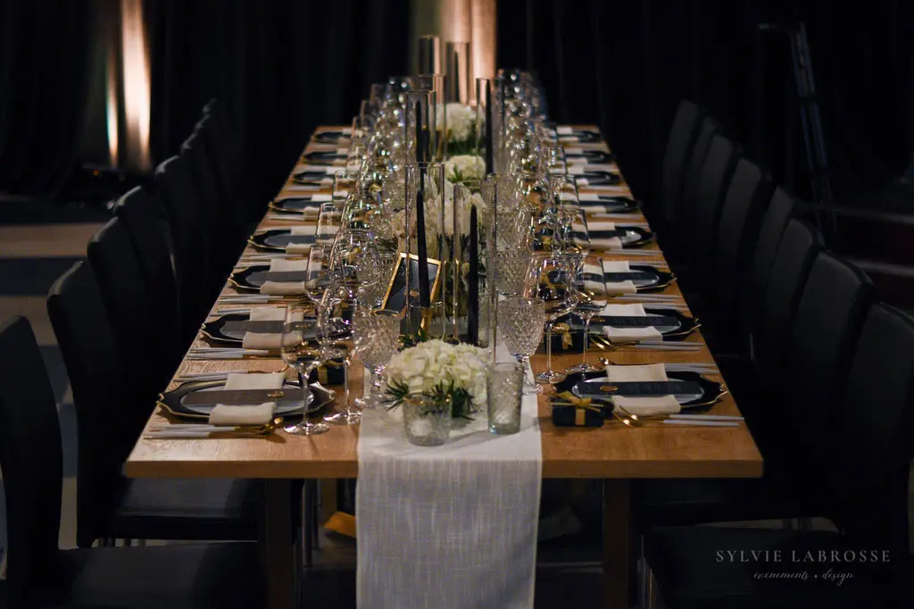 Table Victoria Chaise Milan