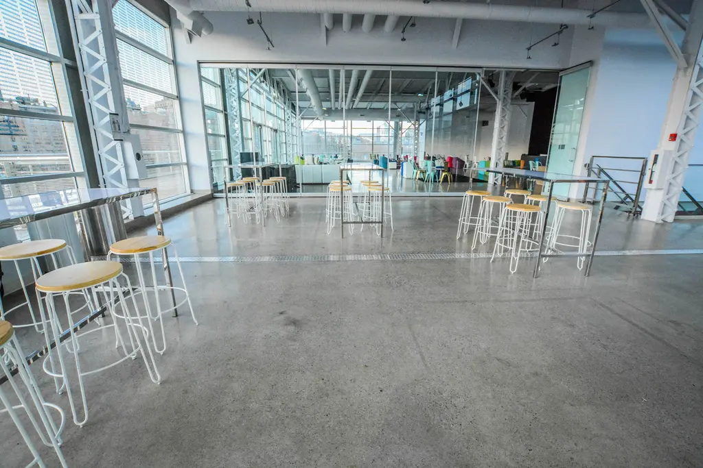 Table Commune Tonic Tabouret Litchi 2