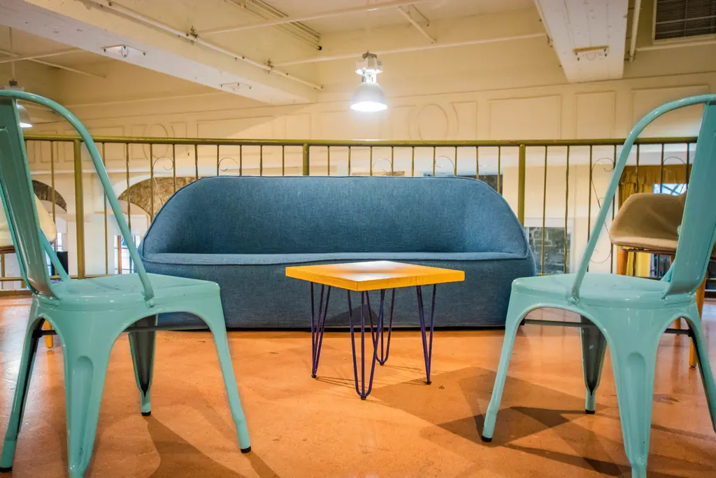 Table Cafe Oslo Chaise Loft Sofa Malibu