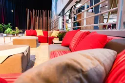 Fidji - Centre - Rouge utilisé dans le cadre de la réalisation Lounge Fidji 6