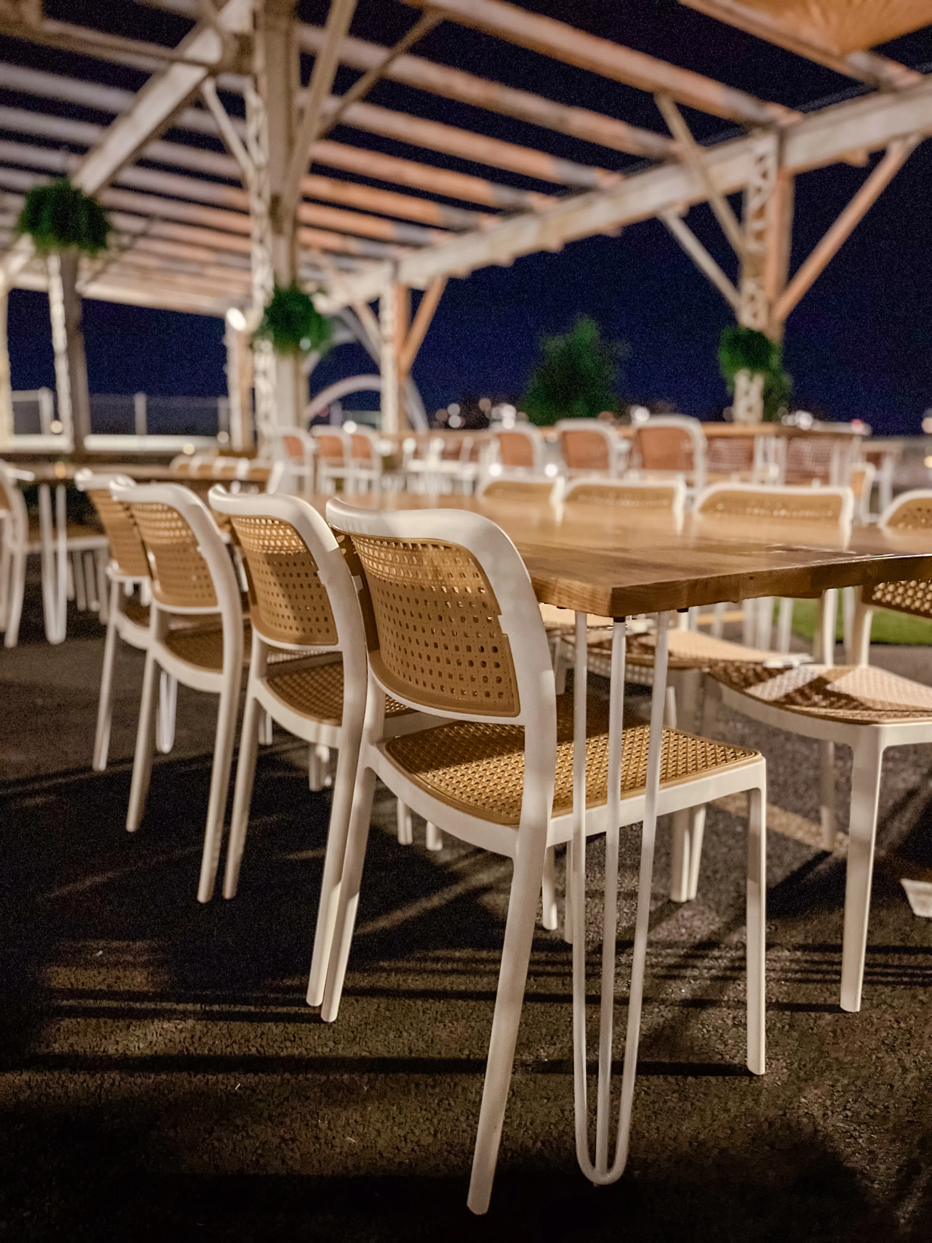 Marseille - Chair - White used in the inspiration Grand Quai   Stationnement  Brp EN