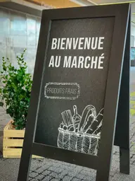 Panneau Sandwich - Noir utilisé dans le cadre de la réalisation Shaw Center Img 2325 FR