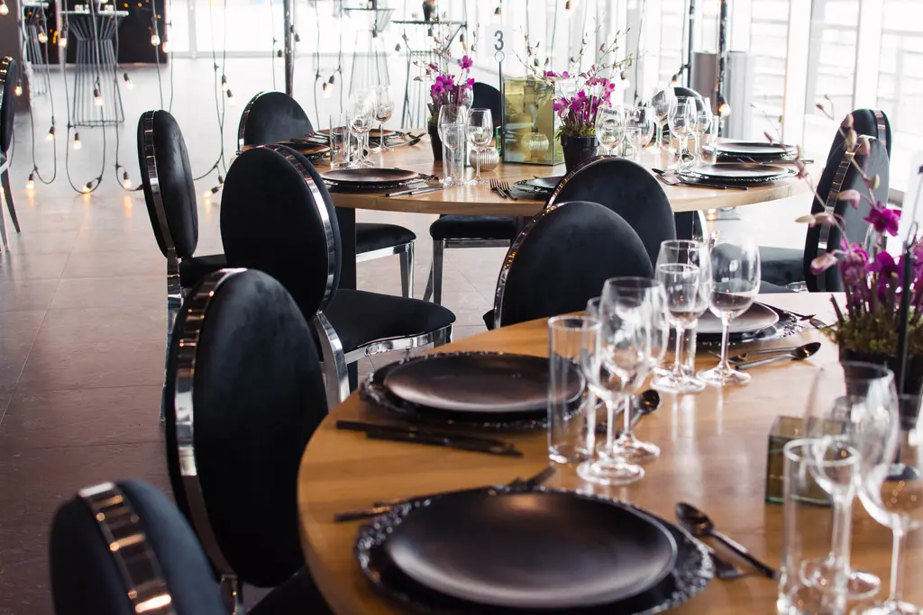 Table Diner Victoria Noir Rond Chaise Eclipse Noir 5