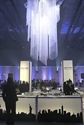 Empire tour - Blanc utilisé dans le cadre de la réalisation Chandelier Geant