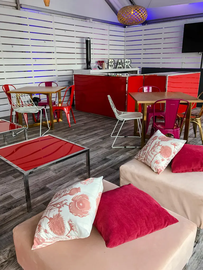 Ottoman Scarlette Table Cafe Mezzo Loft Cloe