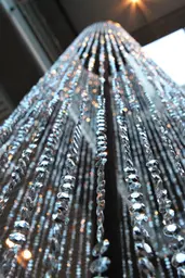 Colonne coupe diamant 12' H ronde - Clair utilisé dans le cadre de la réalisation Ilver Diamond Column
