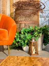 Hunter lantern - 5.8" L x 5.8" W x 15" H - Brown wood used in the inspiration Lanterne Tonneau Adaline