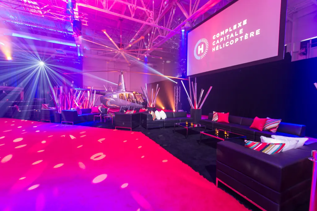 Sofa Lounge Noir Lancement