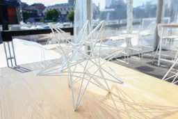 Sputnik - Blanc utilisé dans le cadre de la réalisation Accessoire Sputnik