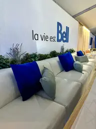 Fidji - Centre - Cuir rigide Blanc utilisé dans le cadre de la réalisation Plaines D'abraham Img 2758 FR