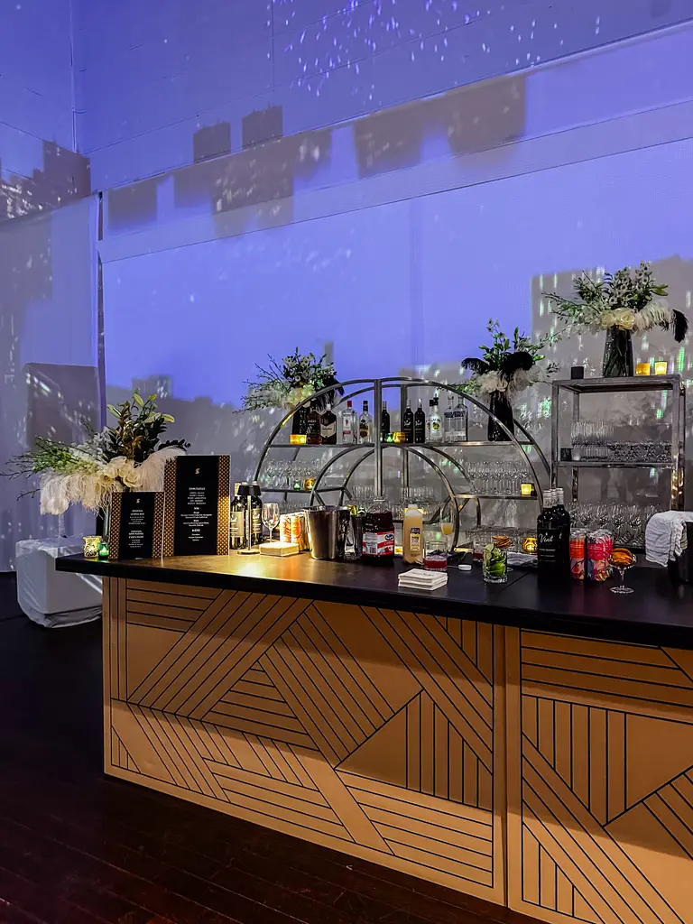 To   Ibiza   Dubai  FR