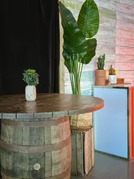 Bourbon barrel - Cocktail table - Wood used in the inspiration Grand Quai Img 0277 EN