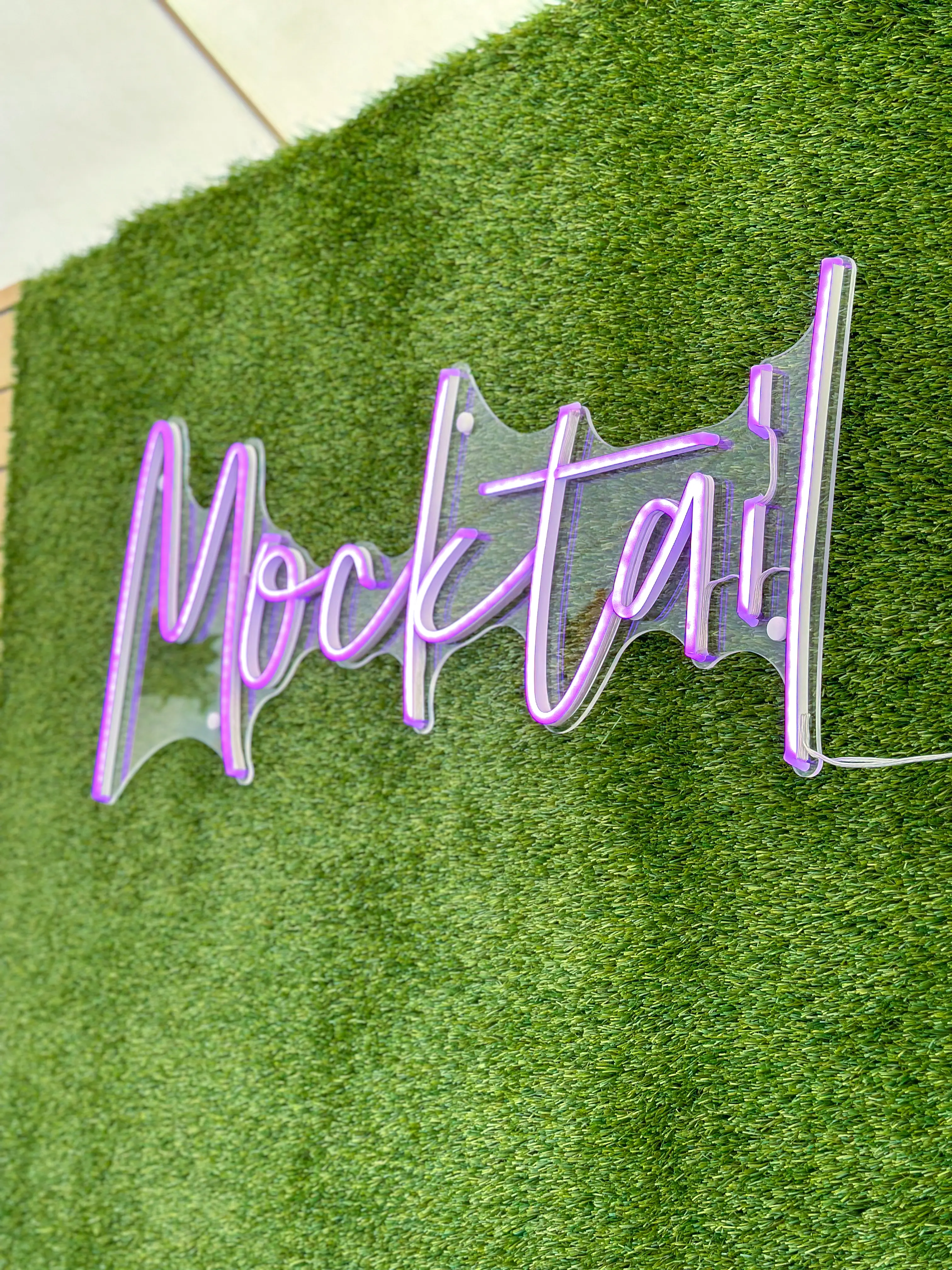 Neon - Mocktail - 36" W x 15" H - Multicolor used in the inspiration Welsey Clover Park Img 2519 EN