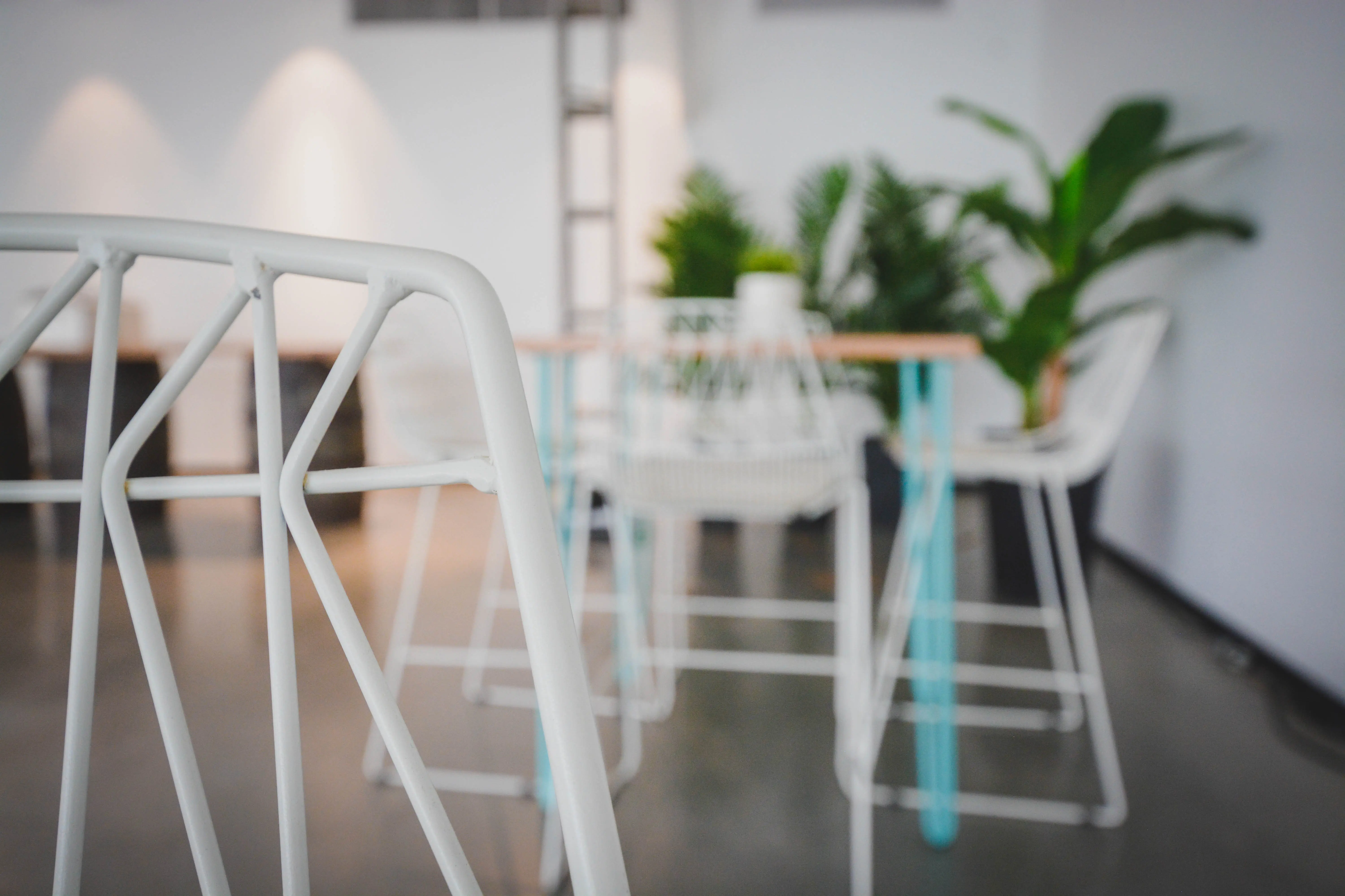 Cloe - Stool - White used in the inspiration Pub Tabouret Cloe Copie