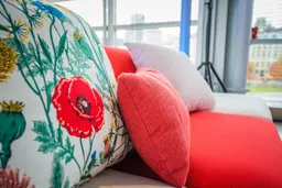 Malibu - Coussin - Rouge fraise utilisé dans le cadre de la réalisation Sofa Fidji 2 244