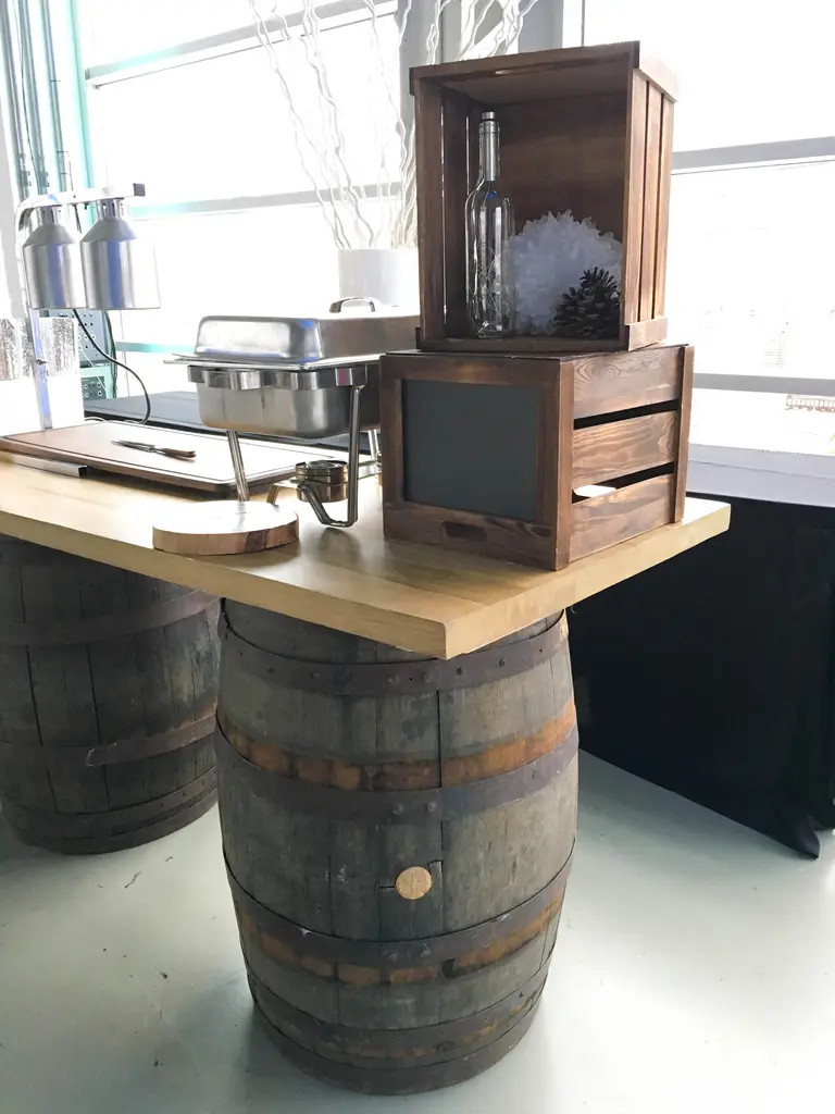Table Bourbon