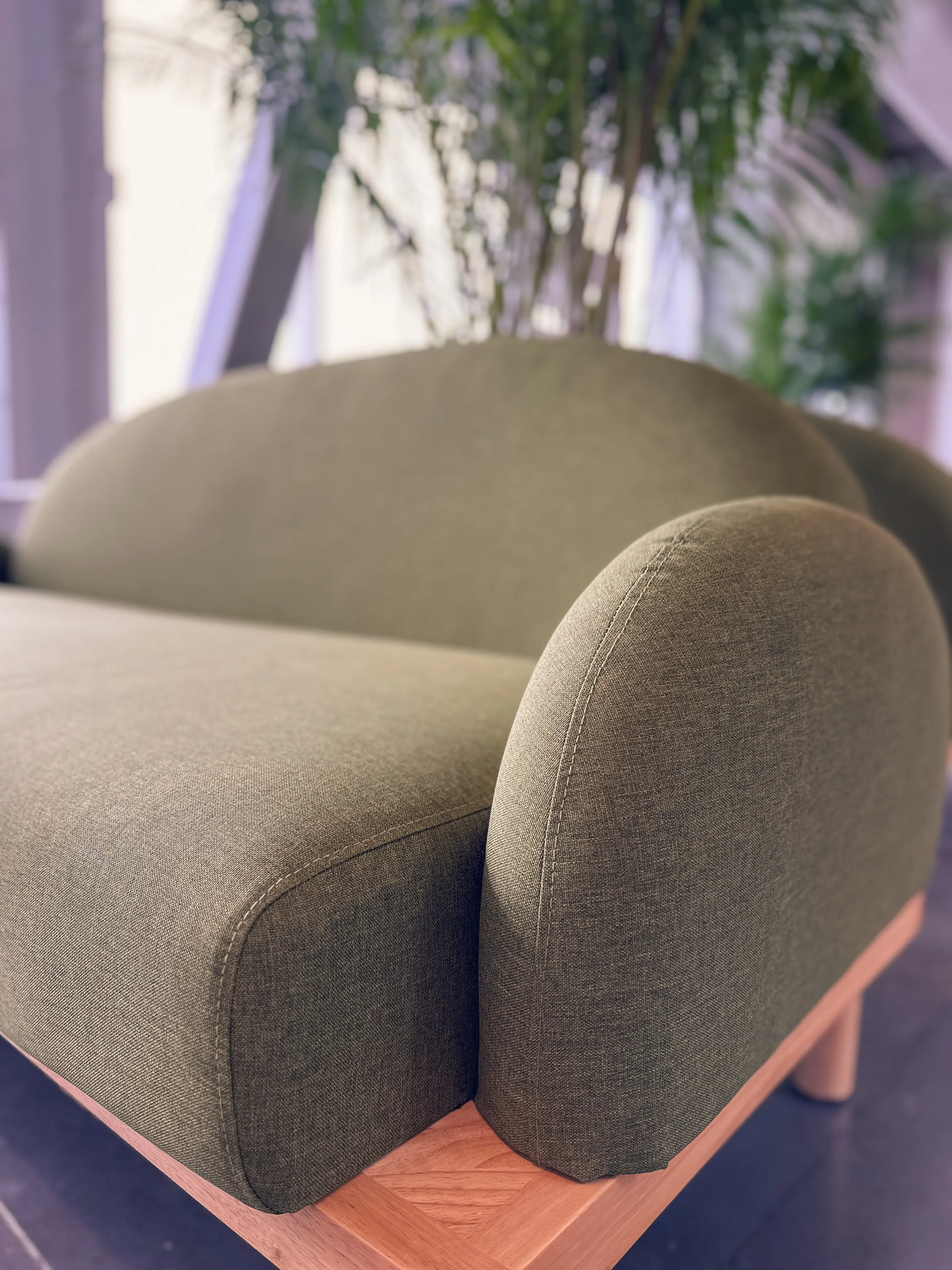 Charlotte sofa - Olive Green used in the inspiration Charlotte Vert EN