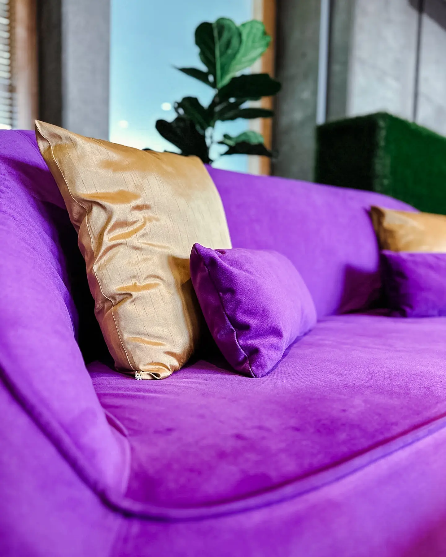 Malibu - Cushion - Purple used in the inspiration Palais Des Congrès Malibu Trio Mauve EN
