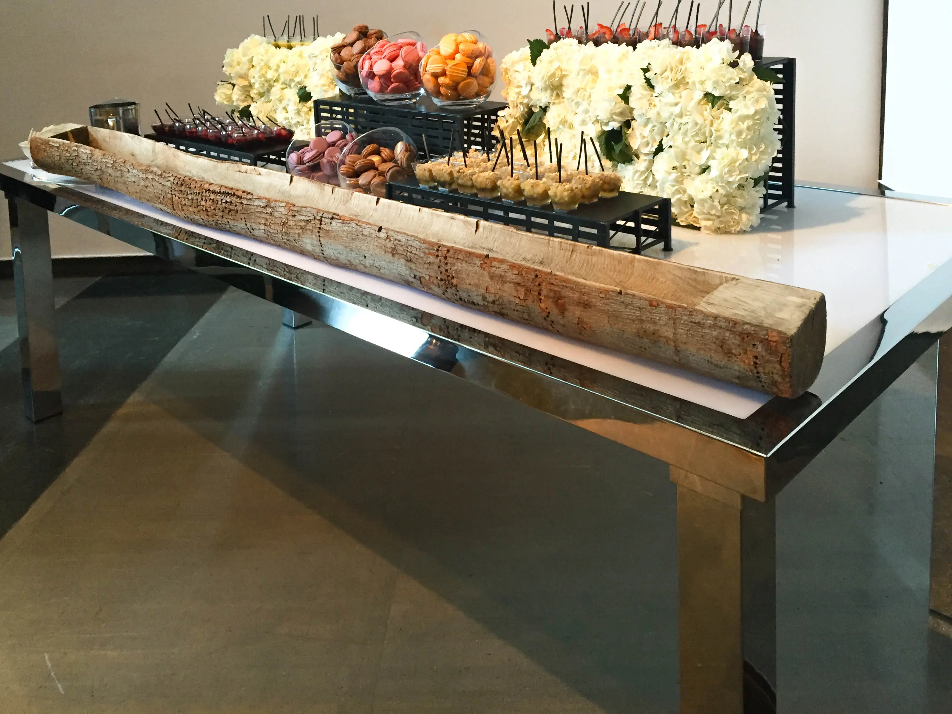 Florence dinner table - 8' L x 42" W x 30'' H - White used in the inspiration Table À Diner Milan 96 