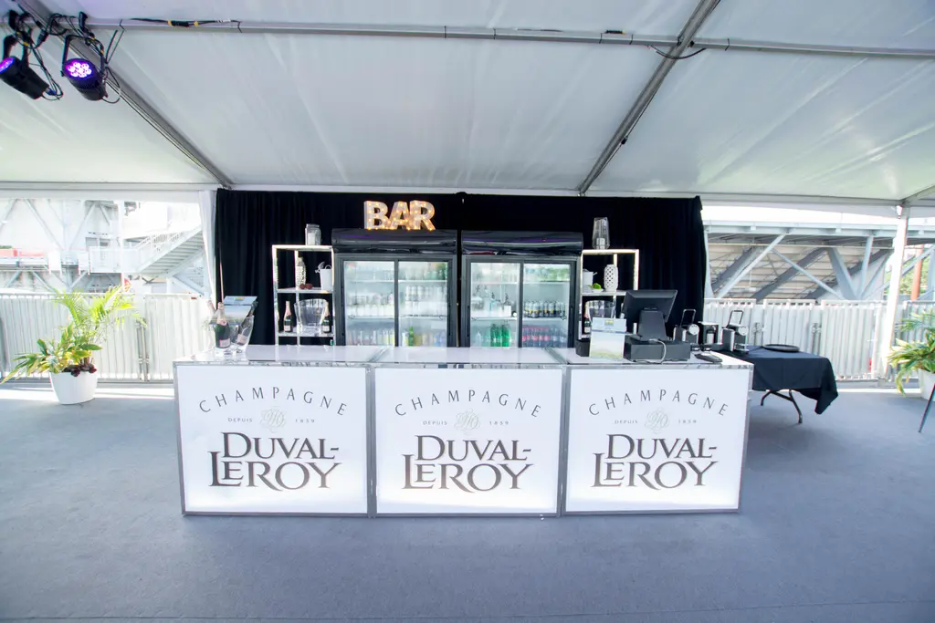Bar Service Champagne